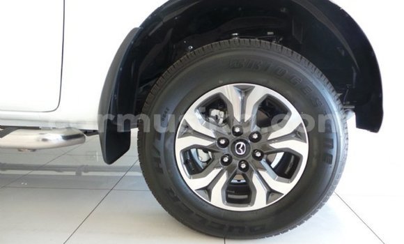 Buy Used Mazda BT-50 White Car in Beitbridge in Matabeleland South Buy Used Mazda BT-50 White Car in Beitbridge in Matabeleland South