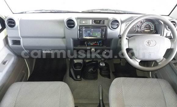 Tenga Tsaru Toyota Land Cruiser Chena Mota in Avondale in Harare Tenga Tsaru Toyota Land Cruiser Chena Mota in Avondale in Harare