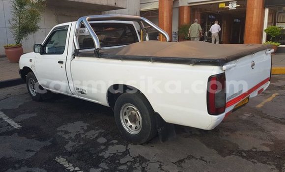 Buy Used Nissan Hardbody White Car in Harare in Harare Buy Used Nissan Hardbody White Car in Harare in Harare