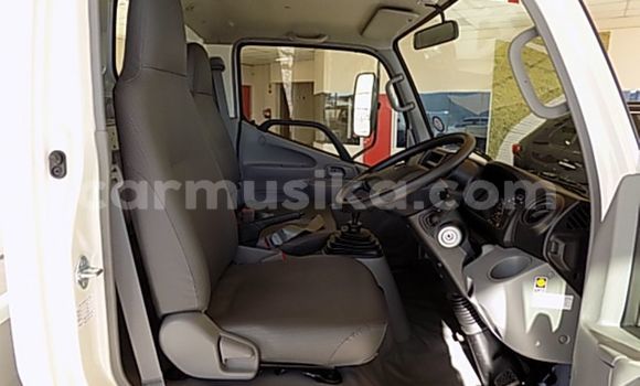 Acheter Occasion Voiture Toyota Dyna Blanc à Beitbridge, Matabeleland South Acheter Occasion Voiture Toyota Dyna Blanc à Beitbridge, Matabeleland South