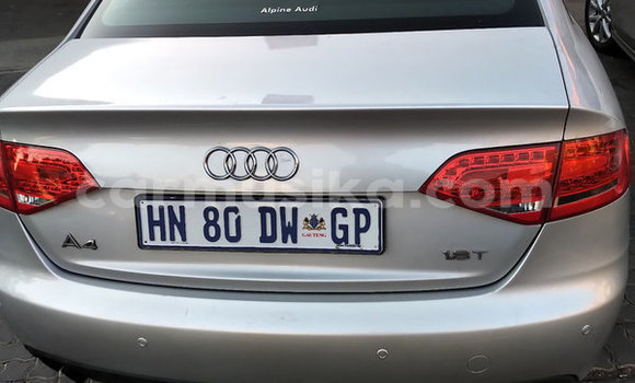 Acheter Occasion Voiture Audi A4 Gris à Beitbridge, Matabeleland South Acheter Occasion Voiture Audi A4 Gris à Beitbridge, Matabeleland South