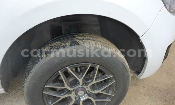 Tenga Tsaru Chevrolet Corsa Chena Mota in Beitbridge in Matabeleland South Tenga Tsaru Chevrolet Corsa Chena Mota in Beitbridge in Matabeleland South