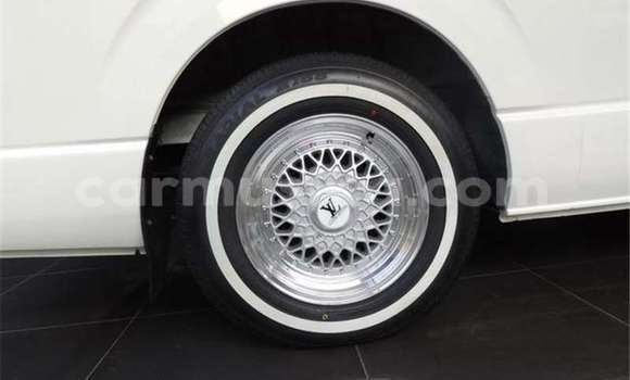 Acheter Occasion Voiture Toyota 4Runner Blanc à Beitbridge, Matabeleland South Acheter Occasion Voiture Toyota 4Runner Blanc à Beitbridge, Matabeleland South