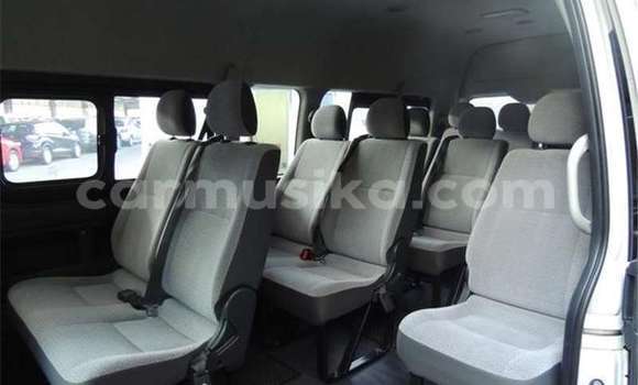 Acheter Occasion Voiture Toyota 4Runner Blanc à Beitbridge, Matabeleland South Acheter Occasion Voiture Toyota 4Runner Blanc à Beitbridge, Matabeleland South