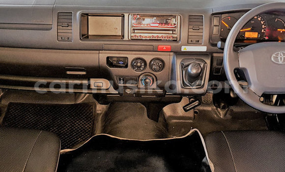 Tenga Tsaru Toyota Hiace Chena Mota in Beitbridge in Matabeleland South Tenga Tsaru Toyota Hiace Chena Mota in Beitbridge in Matabeleland South