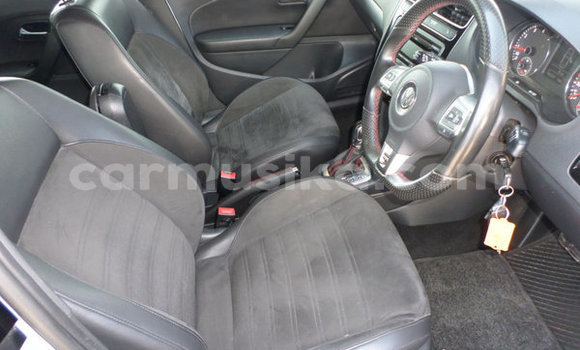 Acheter Occasion Voiture Volkswagen Polo GTI Gris à Beitbridge, Matabeleland South Acheter Occasion Voiture Volkswagen Polo GTI Gris à Beitbridge, Matabeleland South