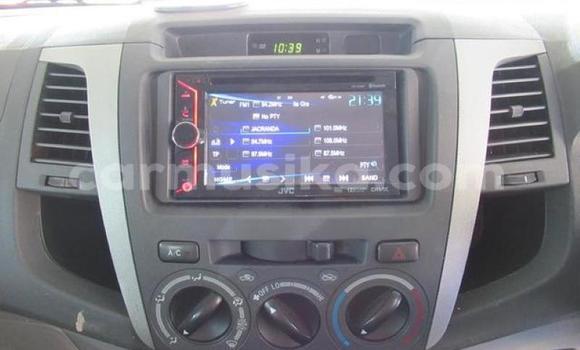 Buy Used Toyota Hilux Silver Car in Harare in Harare Buy Used Toyota Hilux Silver Car in Harare in Harare