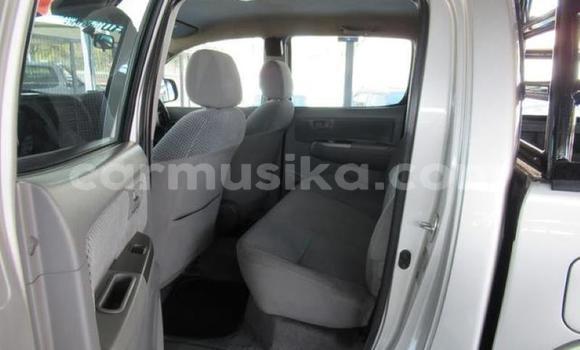 Buy Used Toyota Hilux Silver Car in Harare in Harare Buy Used Toyota Hilux Silver Car in Harare in Harare