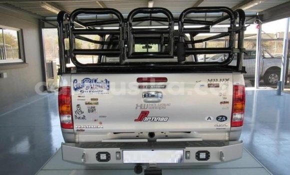 Buy Used Toyota Hilux Silver Car in Harare in Harare Buy Used Toyota Hilux Silver Car in Harare in Harare