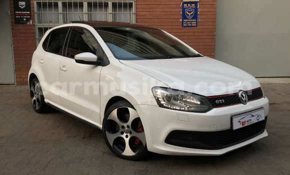 Nunua Ilio tumika Volkswagen Polo GTI Nyeupe Gari ndani ya Beitbridge nchini Matabeleland Kusini Nunua Ilio tumika Volkswagen Polo GTI Nyeupe Gari ndani ya Beitbridge nchini Matabeleland Kusini