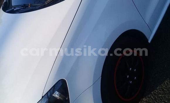 Buy Used Volkswagen Polo White Car in Beitbridge in Matabeleland South Buy Used Volkswagen Polo White Car in Beitbridge in Matabeleland South