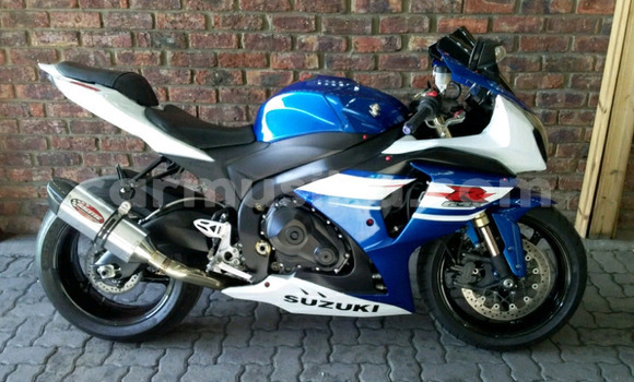 Acheter Occasion Voiture Suzuki APV Bleu à Beitbridge, Matabeleland South Acheter Occasion Voiture Suzuki APV Bleu à Beitbridge, Matabeleland South