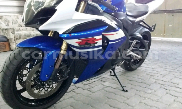 Acheter Occasion Voiture Suzuki APV Bleu à Beitbridge, Matabeleland South Acheter Occasion Voiture Suzuki APV Bleu à Beitbridge, Matabeleland South