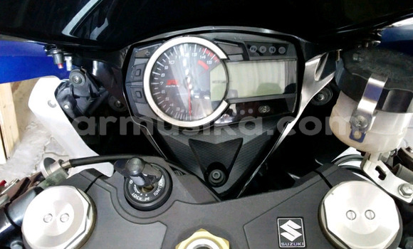 Acheter Occasion Voiture Suzuki APV Bleu à Beitbridge, Matabeleland South Acheter Occasion Voiture Suzuki APV Bleu à Beitbridge, Matabeleland South