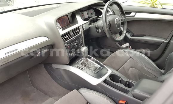 Buy Used Audi RS4 Silver Car in Beitbridge in Matabeleland South Buy Used Audi RS4 Silver Car in Beitbridge in Matabeleland South