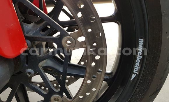 Tenga Tsaru Ducati 1098 Tsvuku Bike in Harare in Harare Tenga Tsaru Ducati 1098 Tsvuku Bike in Harare in Harare