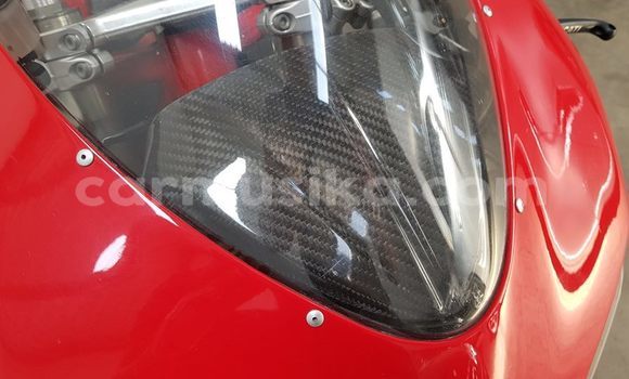 Tenga Tsaru Ducati 1098 Tsvuku Bike in Harare in Harare Tenga Tsaru Ducati 1098 Tsvuku Bike in Harare in Harare