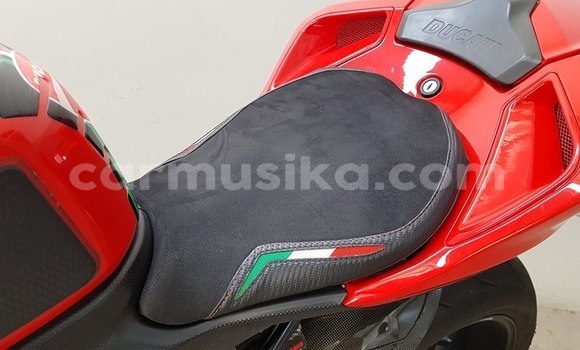 Tenga Tsaru Ducati 1098 Tsvuku Bike in Harare in Harare Tenga Tsaru Ducati 1098 Tsvuku Bike in Harare in Harare