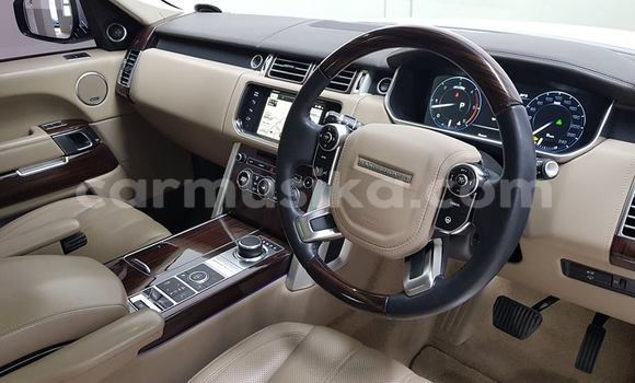 Tenga Tsaru Land Rover Range Rover Chena Mota in Harare in Harare Tenga Tsaru Land Rover Range Rover Chena Mota in Harare in Harare