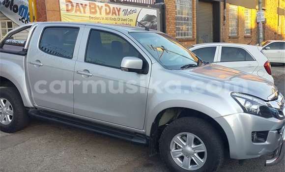 Buy Used Isuzu KB Silver Car in Beitbridge in Matabeleland South Buy Used Isuzu KB Silver Car in Beitbridge in Matabeleland South