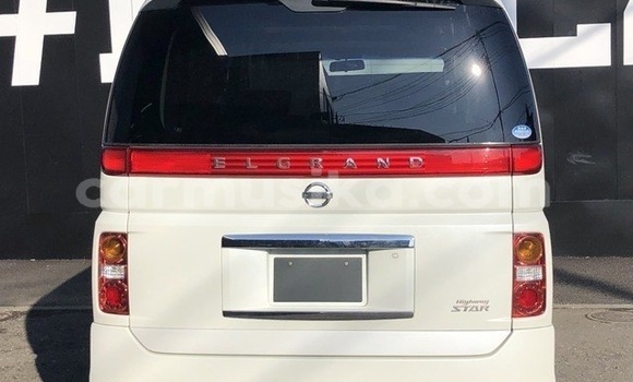 Acheter Occasion Voiture Nissan Elgrand Blanc à Beitbridge, Matabeleland South Acheter Occasion Voiture Nissan Elgrand Blanc à Beitbridge, Matabeleland South