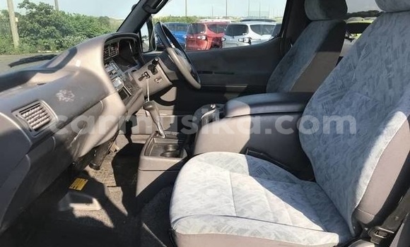 Buy Used Toyota Hiace White Car in Beitbridge in Matabeleland South Buy Used Toyota Hiace White Car in Beitbridge in Matabeleland South