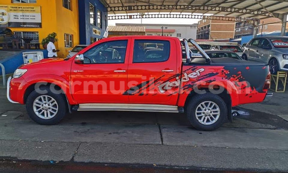 Acheter Occasion Voiture Toyota Hilux Rouge à Beitbridge, Matabeleland South Acheter Occasion Voiture Toyota Hilux Rouge à Beitbridge, Matabeleland South