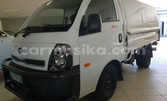 Acheter Occasion Voiture Kia K3 Blanc à Beitbridge, Matabeleland South Acheter Occasion Voiture Kia K3 Blanc à Beitbridge, Matabeleland South