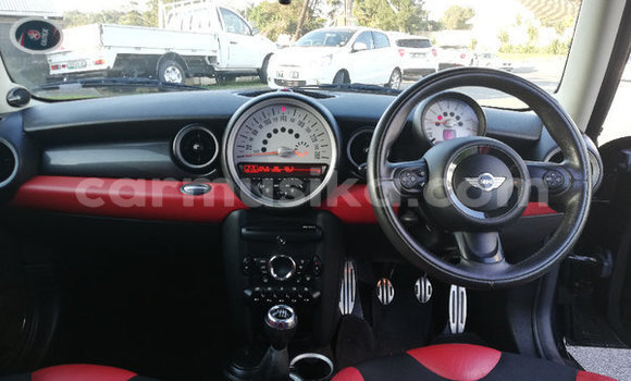 Tenga Tsaru MINI Cooper Nhema Mota in Beitbridge in Matabeleland South Tenga Tsaru MINI Cooper Nhema Mota in Beitbridge in Matabeleland South