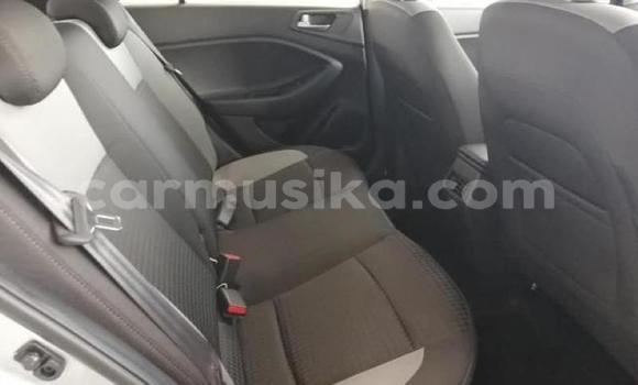 Acheter Occasion Voiture Hyundai i20 Gris à Beitbridge, Matabeleland South Acheter Occasion Voiture Hyundai i20 Gris à Beitbridge, Matabeleland South