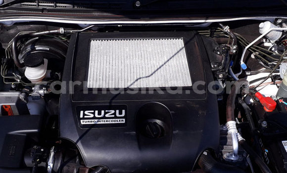 Acheter Occasion Voiture Isuzu KB Blanc à Beitbridge, Matabeleland South Acheter Occasion Voiture Isuzu KB Blanc à Beitbridge, Matabeleland South