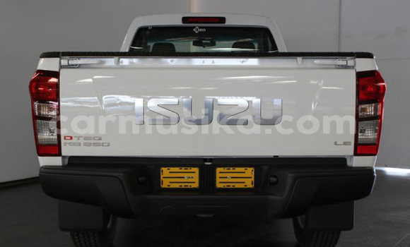 Acheter Occasion Voiture Isuzu KB Blanc à Beitbridge, Matabeleland South Acheter Occasion Voiture Isuzu KB Blanc à Beitbridge, Matabeleland South