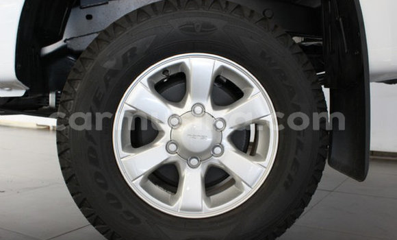 Acheter Occasion Voiture Isuzu KB Blanc à Beitbridge, Matabeleland South Acheter Occasion Voiture Isuzu KB Blanc à Beitbridge, Matabeleland South