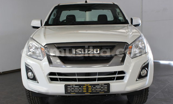Acheter Occasion Voiture Isuzu KB Blanc à Beitbridge, Matabeleland South Acheter Occasion Voiture Isuzu KB Blanc à Beitbridge, Matabeleland South
