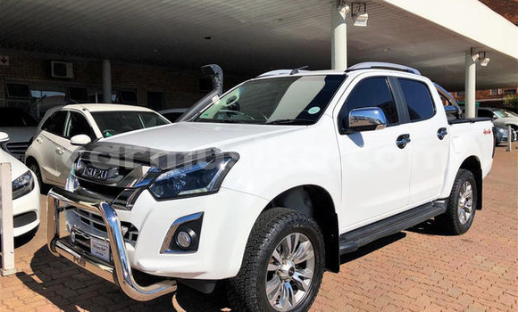 Buy Used Isuzu KB White Car in Beitbridge in Matabeleland South Buy Used Isuzu KB White Car in Beitbridge in Matabeleland South