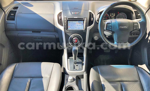 Buy Used Isuzu KB White Car in Beitbridge in Matabeleland South Buy Used Isuzu KB White Car in Beitbridge in Matabeleland South