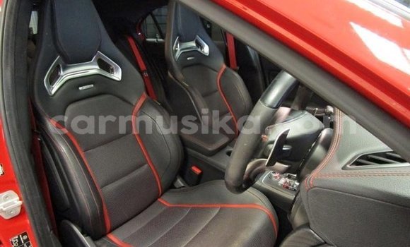 Tenga Tsaru Mercedes‒Benz A–Class Tsvuku Mota in Beitbridge in Matabeleland South Tenga Tsaru Mercedes‒Benz A–Class Tsvuku Mota in Beitbridge in Matabeleland South