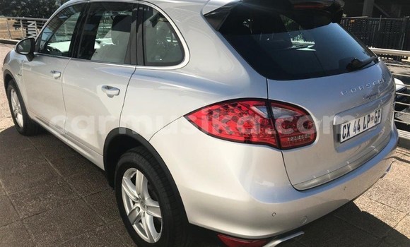 Acheter Occasion Voiture Porsche Carrera GT Gris à Beitbridge, Matabeleland South Acheter Occasion Voiture Porsche Carrera GT Gris à Beitbridge, Matabeleland South