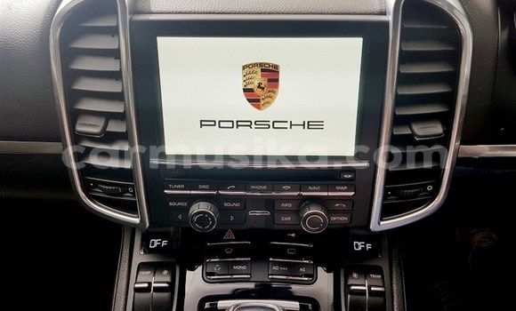 Acheter Occasion Voiture Porsche Carrera GT Gris à Beitbridge, Matabeleland South Acheter Occasion Voiture Porsche Carrera GT Gris à Beitbridge, Matabeleland South