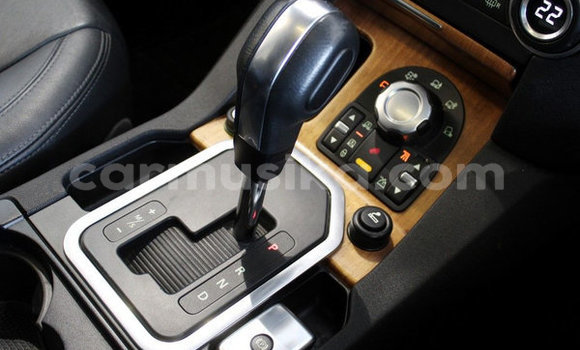 Nunua Ilio tumika Land Rover Discovery Sport Nyeusi Gari ndani ya Beitbridge nchini Matabeleland Kusini Nunua Ilio tumika Land Rover Discovery Sport Nyeusi Gari ndani ya Beitbridge nchini Matabeleland Kusini