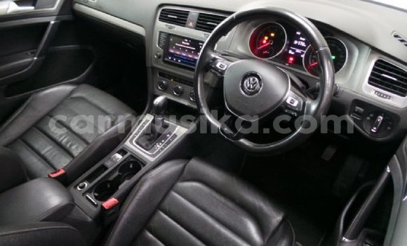 Buy Used Volkswagen Golf GTI White Car in Beitbridge in Matabeleland South Buy Used Volkswagen Golf GTI White Car in Beitbridge in Matabeleland South