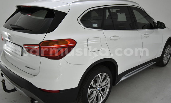 Buy Used BMW X5 White Car in Beitbridge in Matabeleland South Buy Used BMW X5 White Car in Beitbridge in Matabeleland South