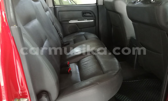 Nunua Ilio tumika Isuzu KB Nyekundu Gari ndani ya Beitbridge nchini Matabeleland Kusini Nunua Ilio tumika Isuzu KB Nyekundu Gari ndani ya Beitbridge nchini Matabeleland Kusini