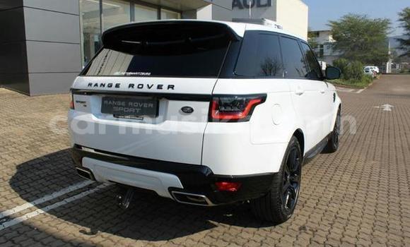 Buy Used Land Rover Range Rover Evoque White Car in Beitbridge in Matabeleland South Buy Used Land Rover Range Rover Evoque White Car in Beitbridge in Matabeleland South