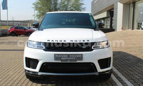 Buy Used Land Rover Range Rover Evoque White Car in Beitbridge in Matabeleland South Buy Used Land Rover Range Rover Evoque White Car in Beitbridge in Matabeleland South