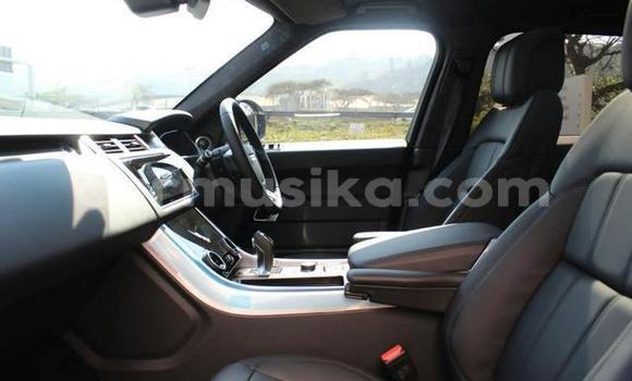 Buy Used Land Rover Range Rover Evoque White Car in Beitbridge in Matabeleland South Buy Used Land Rover Range Rover Evoque White Car in Beitbridge in Matabeleland South