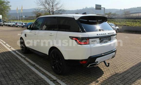 Buy Used Land Rover Range Rover Evoque White Car in Beitbridge in Matabeleland South Buy Used Land Rover Range Rover Evoque White Car in Beitbridge in Matabeleland South