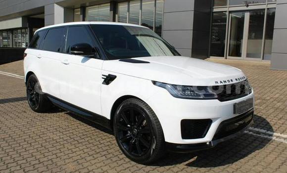 Buy Used Land Rover Range Rover Evoque White Car in Beitbridge in Matabeleland South Buy Used Land Rover Range Rover Evoque White Car in Beitbridge in Matabeleland South