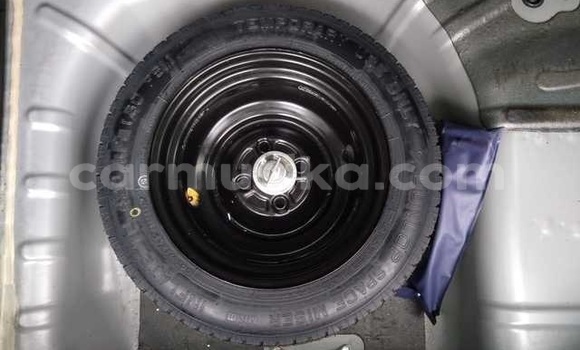 Acheter Occasion Voiture Honda Fit Blanc à Beitbridge, Matabeleland South Acheter Occasion Voiture Honda Fit Blanc à Beitbridge, Matabeleland South