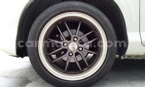 Acheter Occasion Voiture Honda Fit Blanc à Beitbridge, Matabeleland South Acheter Occasion Voiture Honda Fit Blanc à Beitbridge, Matabeleland South